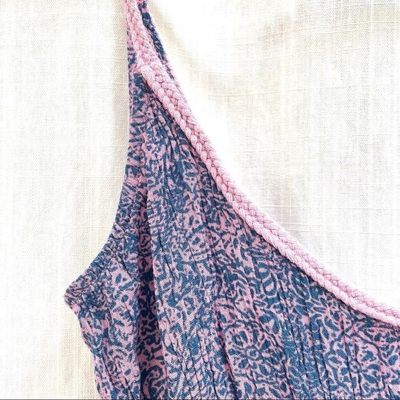 ECOTE Patterned Strappy Scoop Romper - Picture 4 of 15